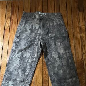 Hollister Gray Cargo Pants with Abstract Pattern